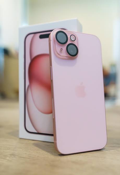 iPhone 15 PiNK 128 GB  - 5G usato Garantito