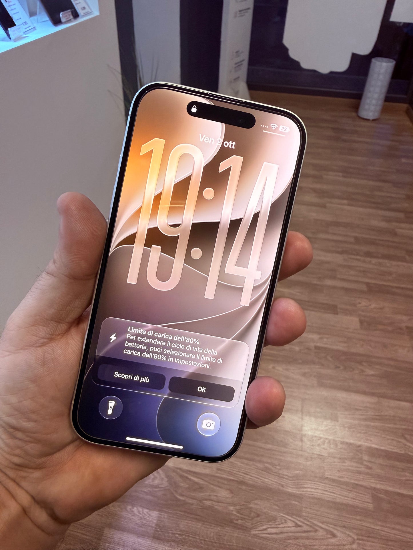 IPHONE 16 128 GB nuovo al prezzo di usato